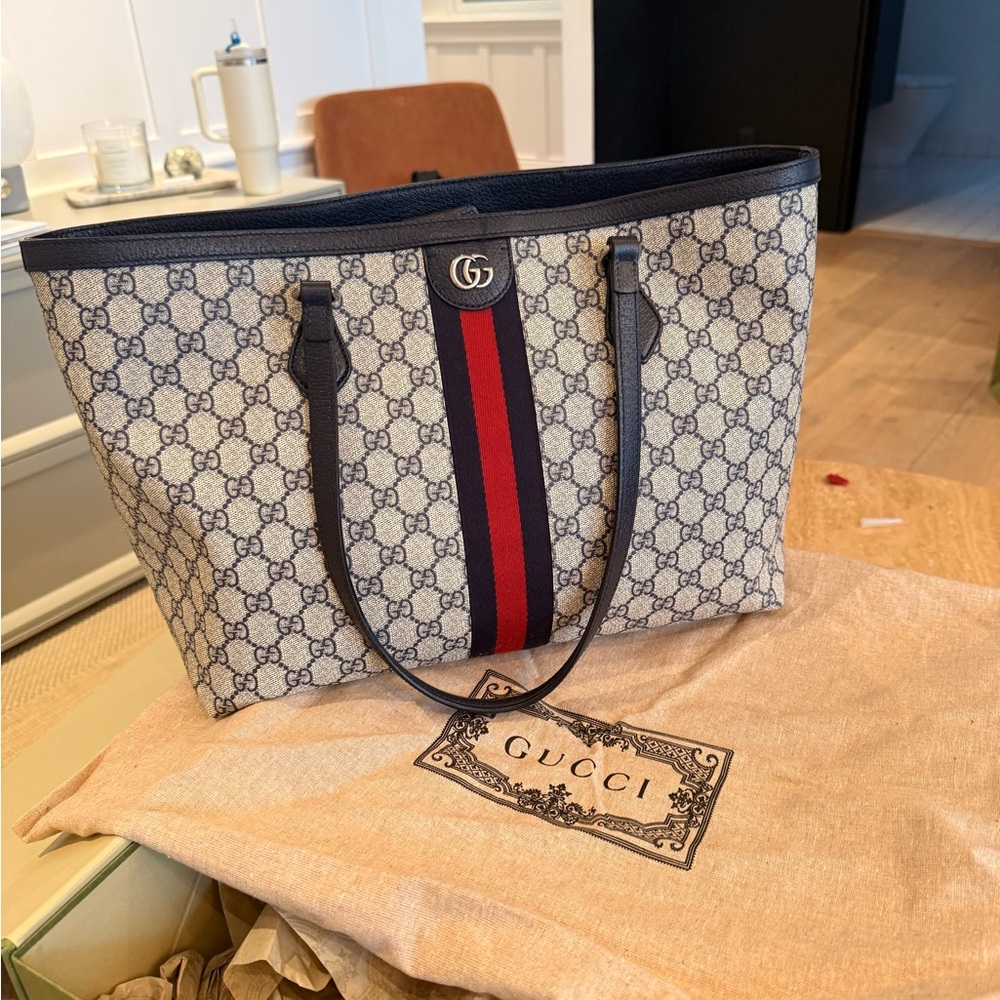Gucci Supreme Ophidia Tote - Cream and Red